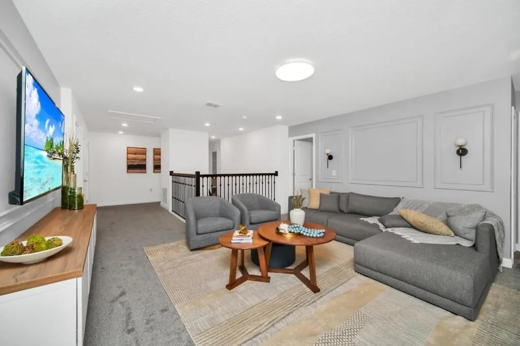 9 Bed Home With Theme Bedrooms Game Room,Pool Spa Villa Davenport