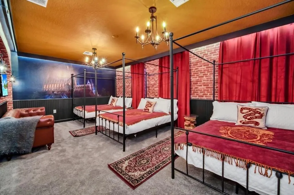 9 Bed Home With Theme Bedrooms Game Room,Pool Spa Villa Davenport