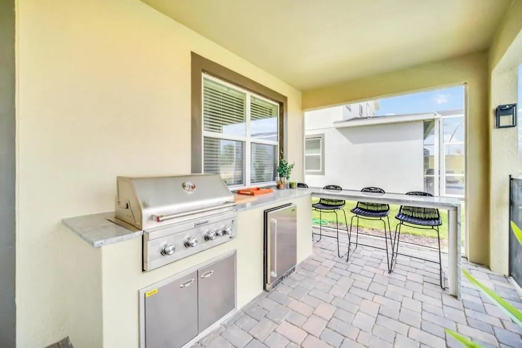 9 Bed Home With Theme Bedrooms Game Room,Pool Spa Villa Davenport