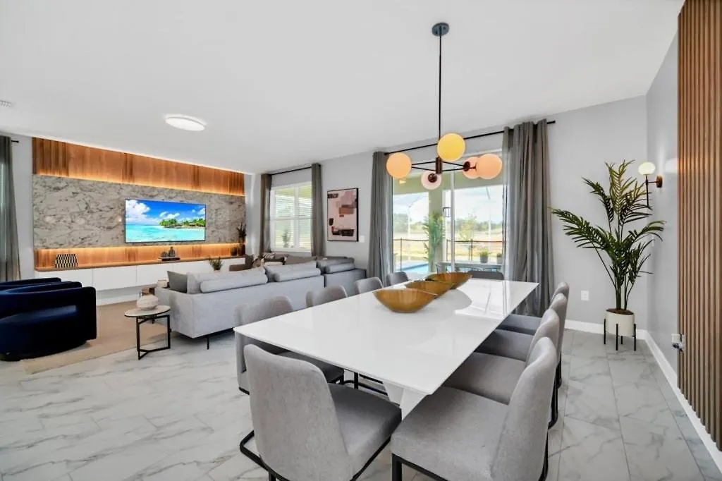 9 Bed Home With Theme Bedrooms Game Room,Pool Spa Villa Davenport United States